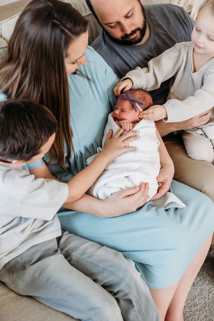relaxed newborn photo session